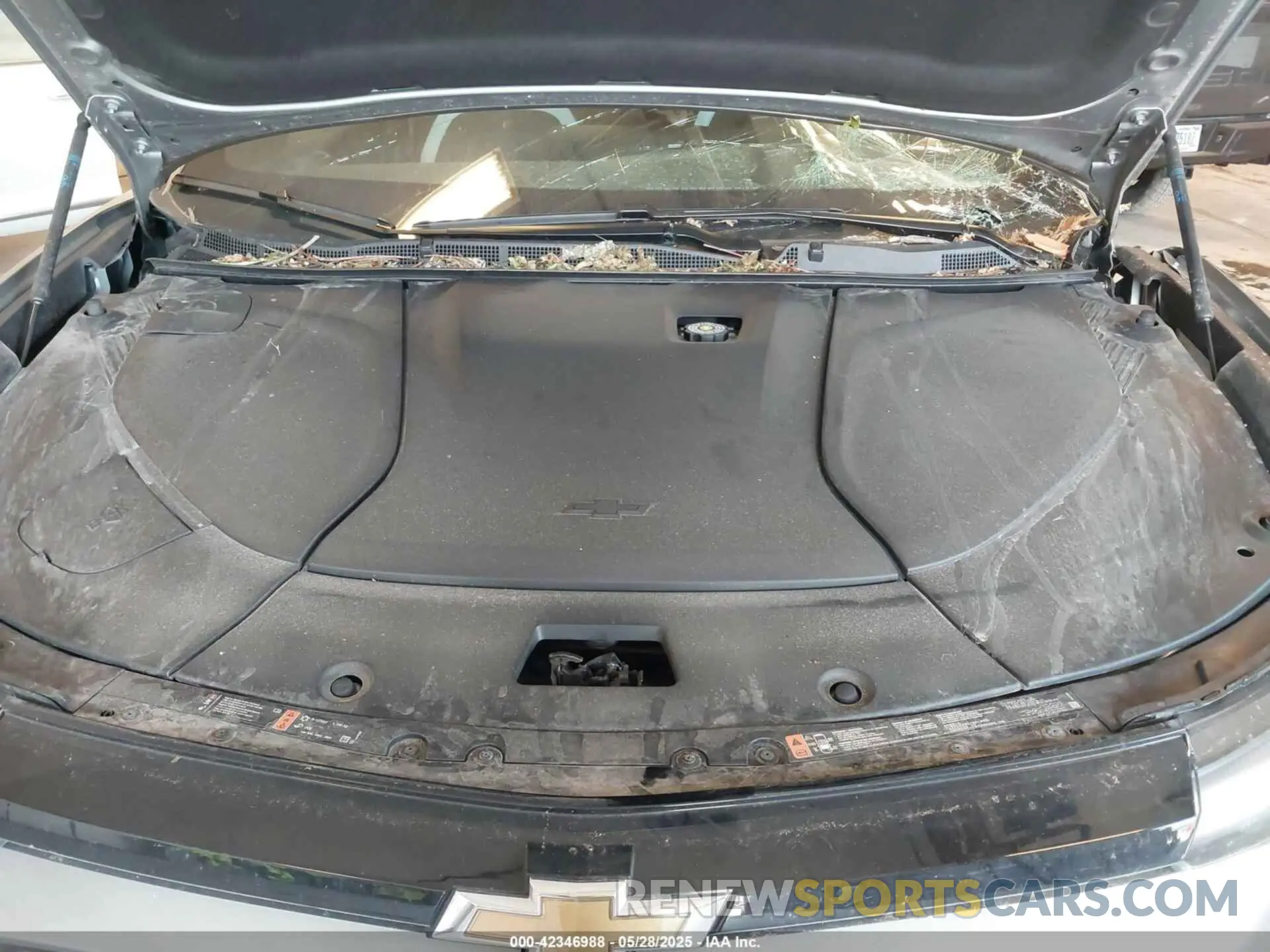 10 Photograph of a damaged car 3GNKDBRJ6RS278046 CHEVROLET BLAZER EV 2024