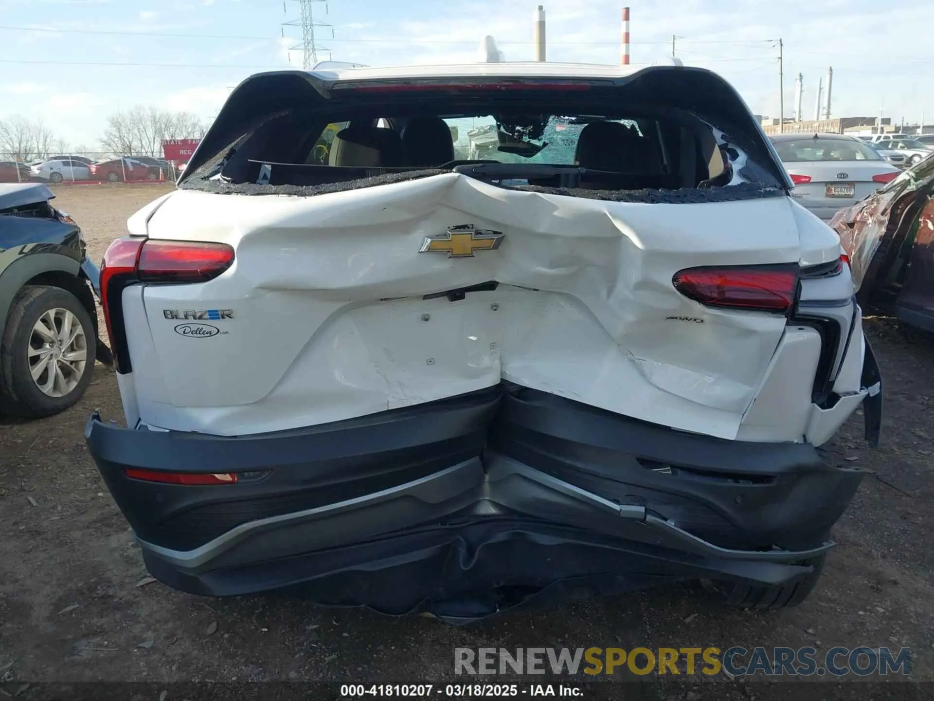 15 Photograph of a damaged car 3GNKDBRJXRS260469 CHEVROLET BLAZER EV 2024