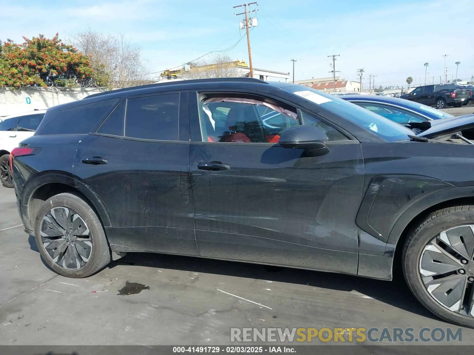 13 Photograph of a damaged car 3GNKDCRJ0RS171158 CHEVROLET BLAZER EV 2024