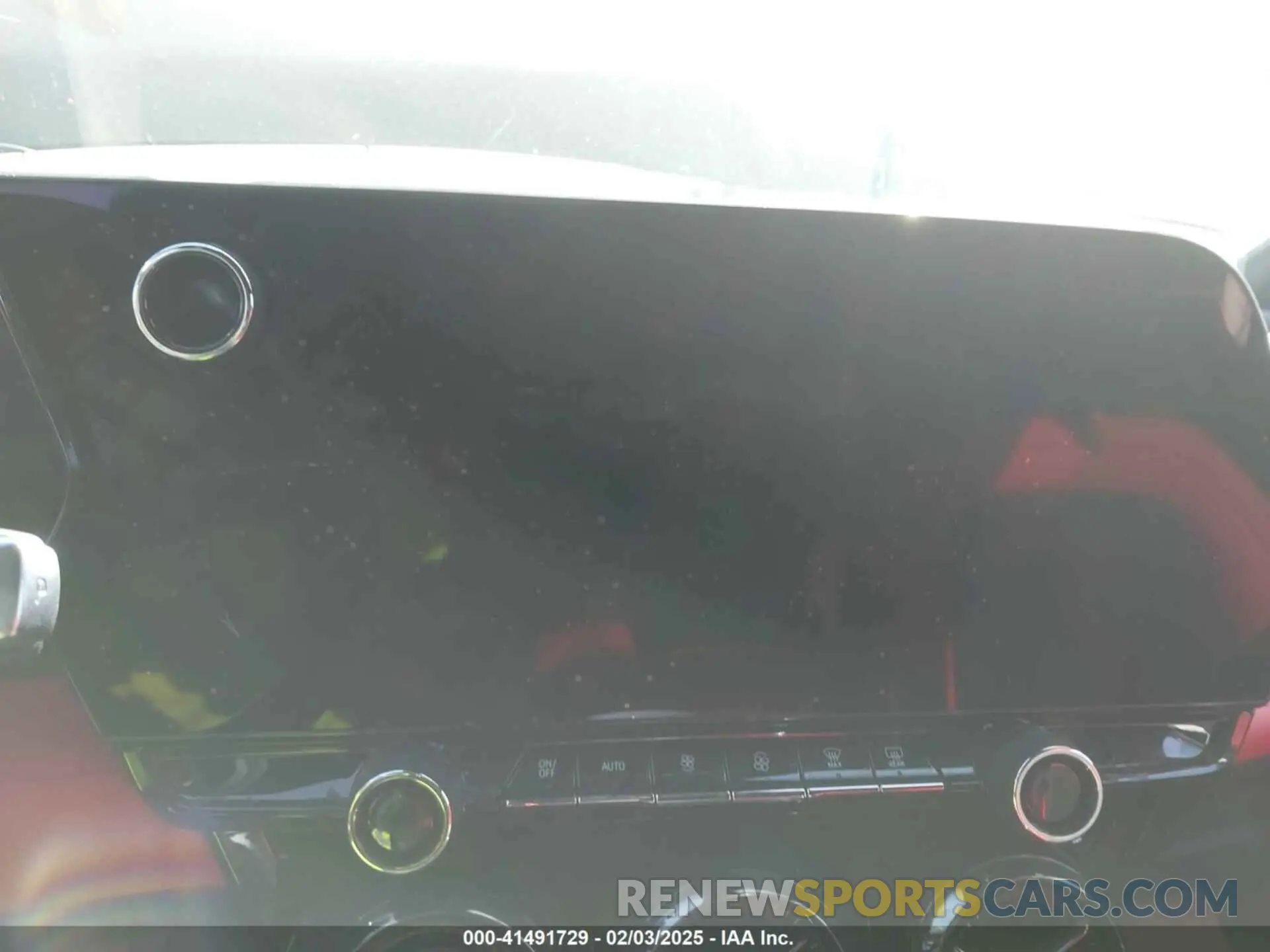 18 Photograph of a damaged car 3GNKDCRJ0RS171158 CHEVROLET BLAZER EV 2024
