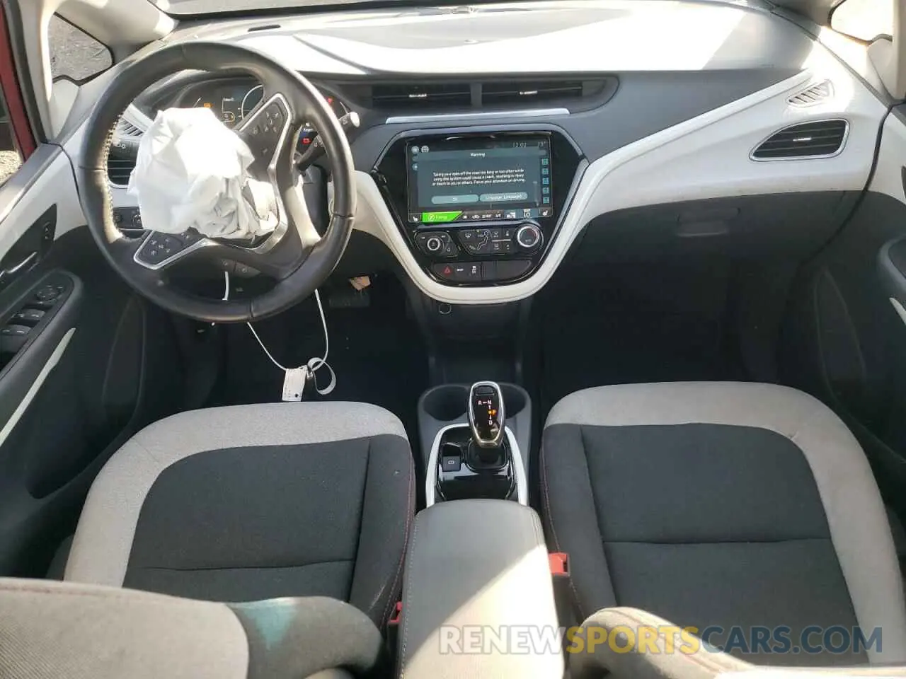8 Photograph of a damaged car 1G1FY6S03K4140986 CHEVROLET BOLT 2019