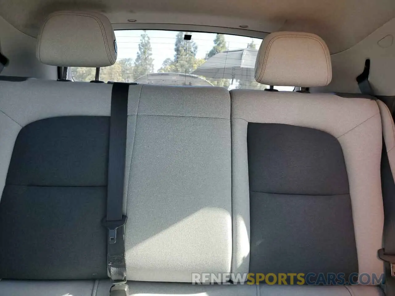 10 Photograph of a damaged car 1G1FY6S04K4117295 CHEVROLET BOLT 2019