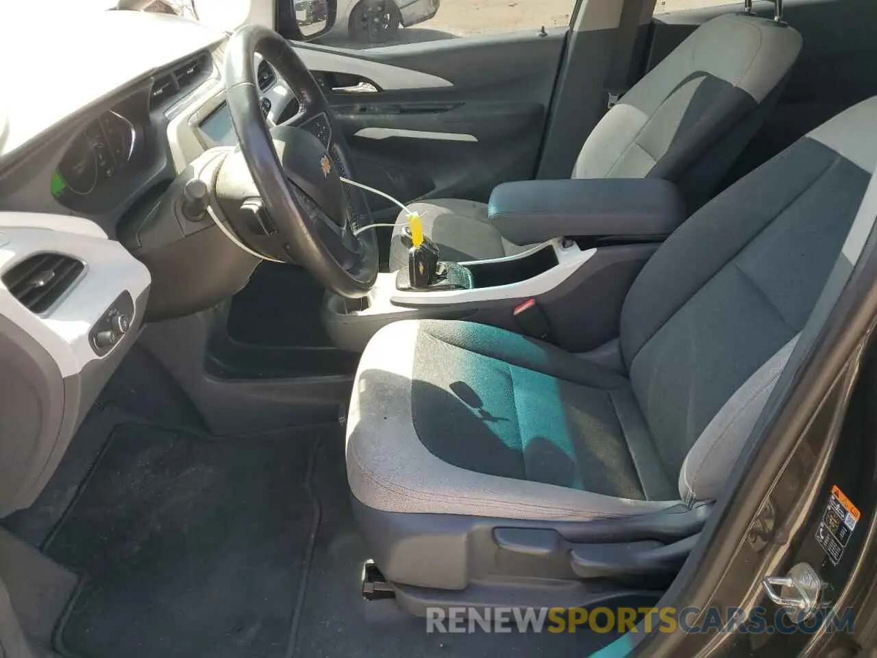 7 Photograph of a damaged car 1G1FY6S05K4145011 CHEVROLET BOLT 2019