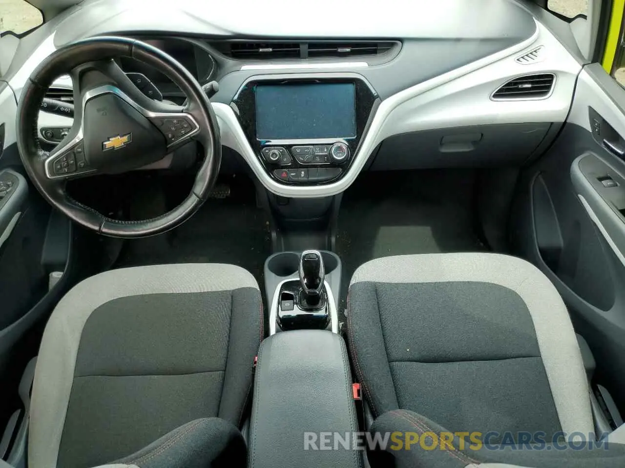 8 Photograph of a damaged car 1G1FY6S08K4138800 CHEVROLET BOLT 2019