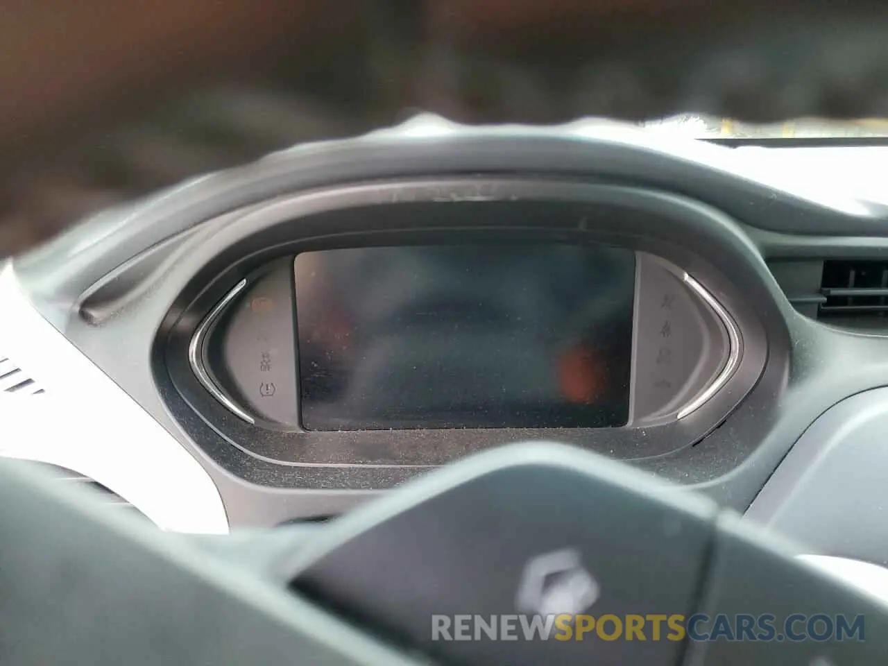 9 Photograph of a damaged car 1G1FY6S08K4138800 CHEVROLET BOLT 2019