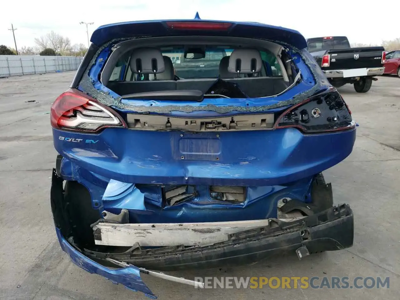 6 Photograph of a damaged car 1G1FY6S09K4107944 CHEVROLET BOLT 2019