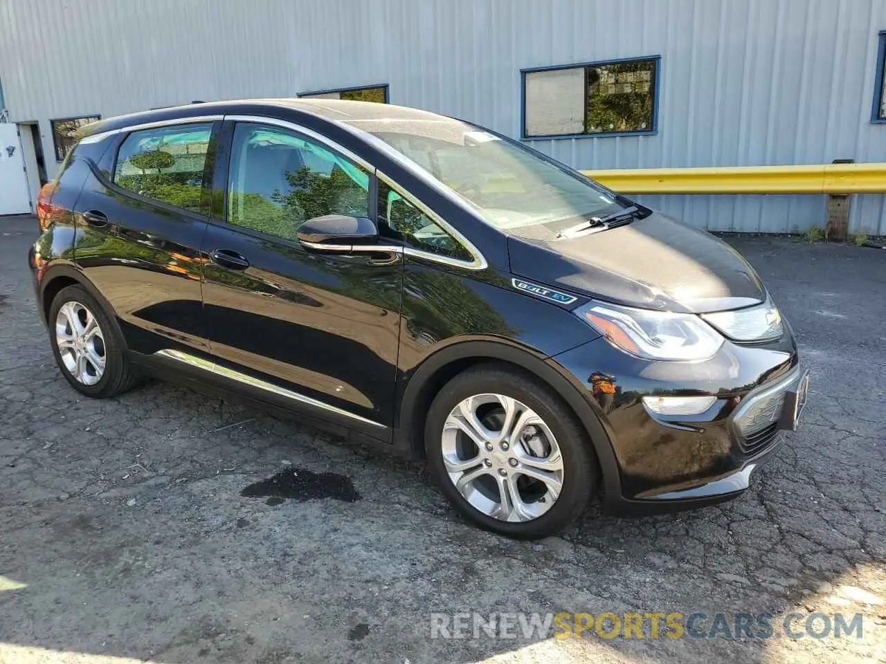 4 Photograph of a damaged car 1G1FY6S0XK4127040 CHEVROLET BOLT 2019
