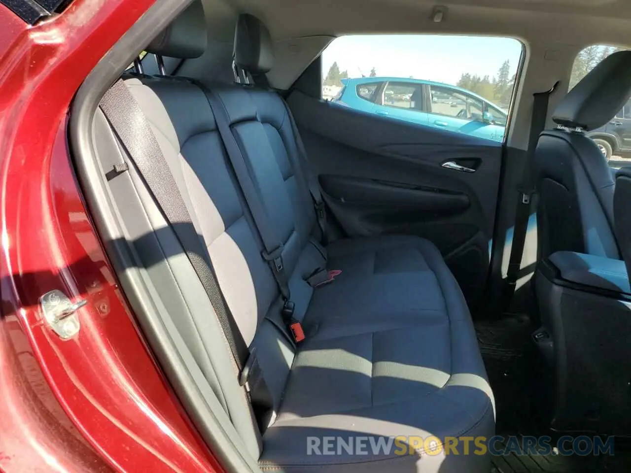 10 Photograph of a damaged car 1G1FZ6S00K4102385 CHEVROLET BOLT 2019