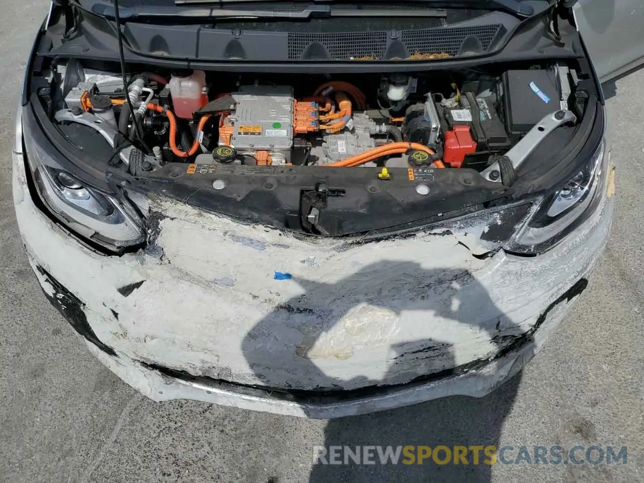 12 Photograph of a damaged car 1G1FZ6S01K4100404 CHEVROLET BOLT 2019