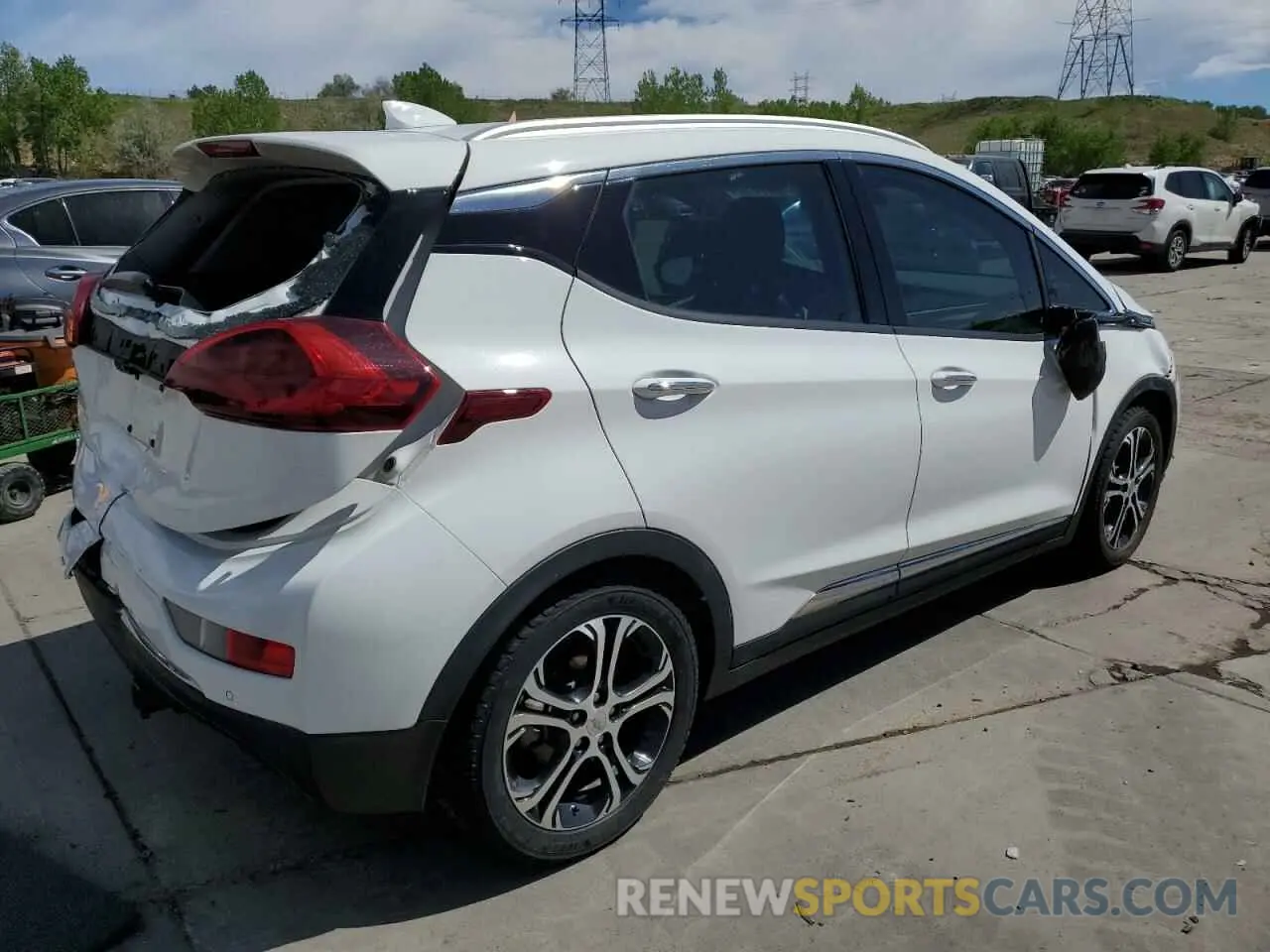 3 Photograph of a damaged car 1G1FZ6S08K4100819 CHEVROLET BOLT 2019