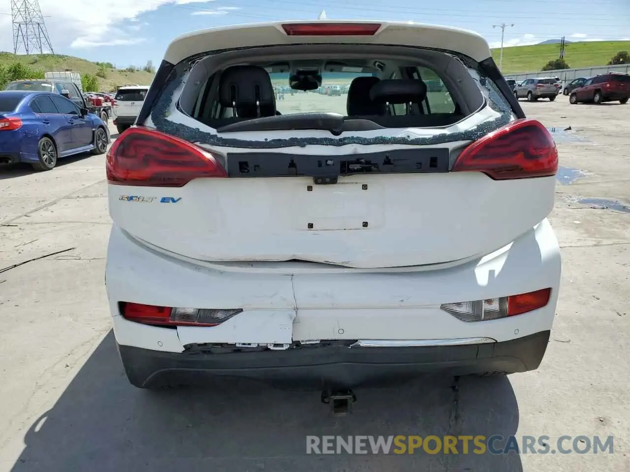 6 Photograph of a damaged car 1G1FZ6S08K4100819 CHEVROLET BOLT 2019