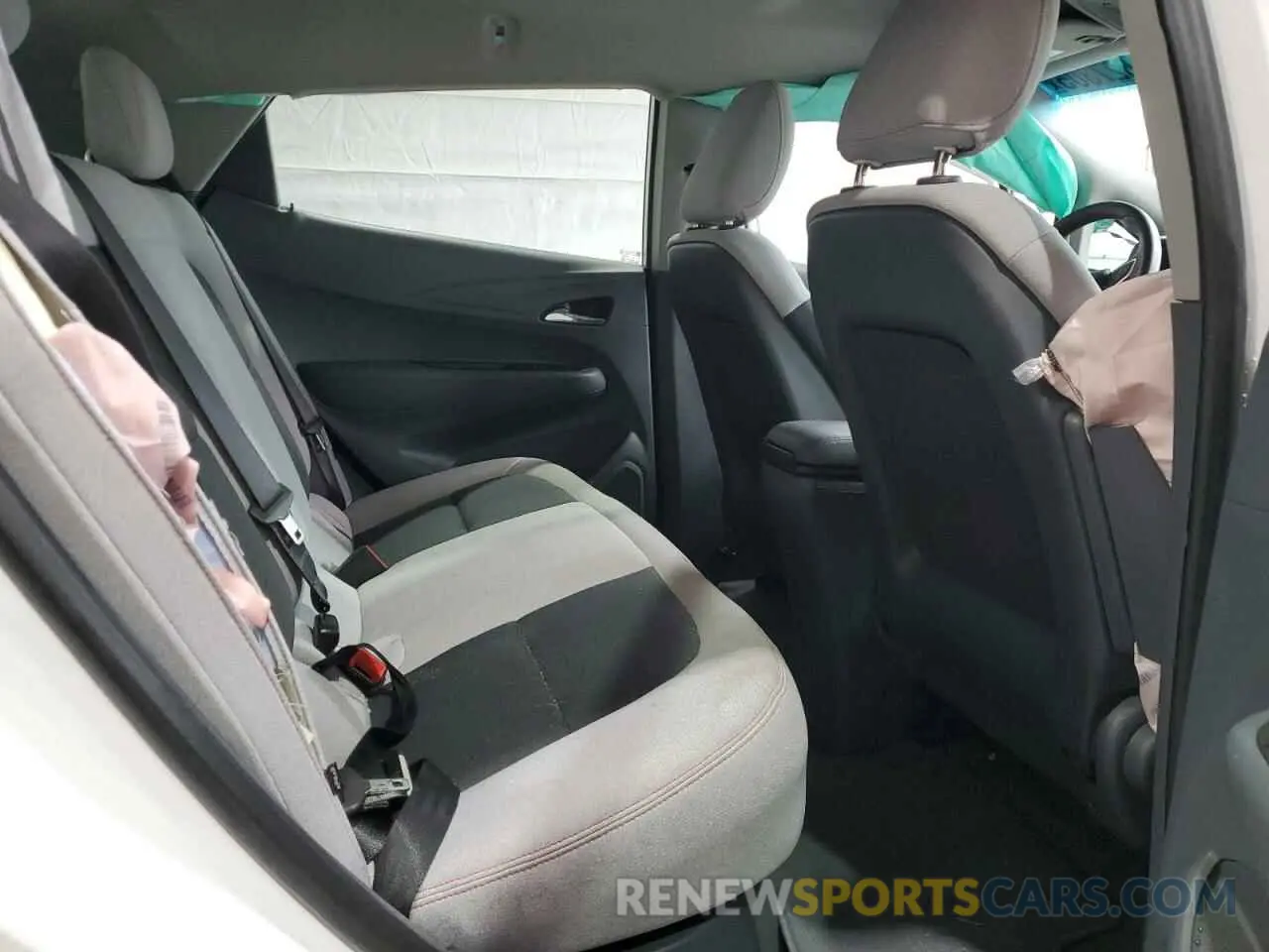 10 Photograph of a damaged car 1G1FW6S09L4131085 CHEVROLET BOLT 2020