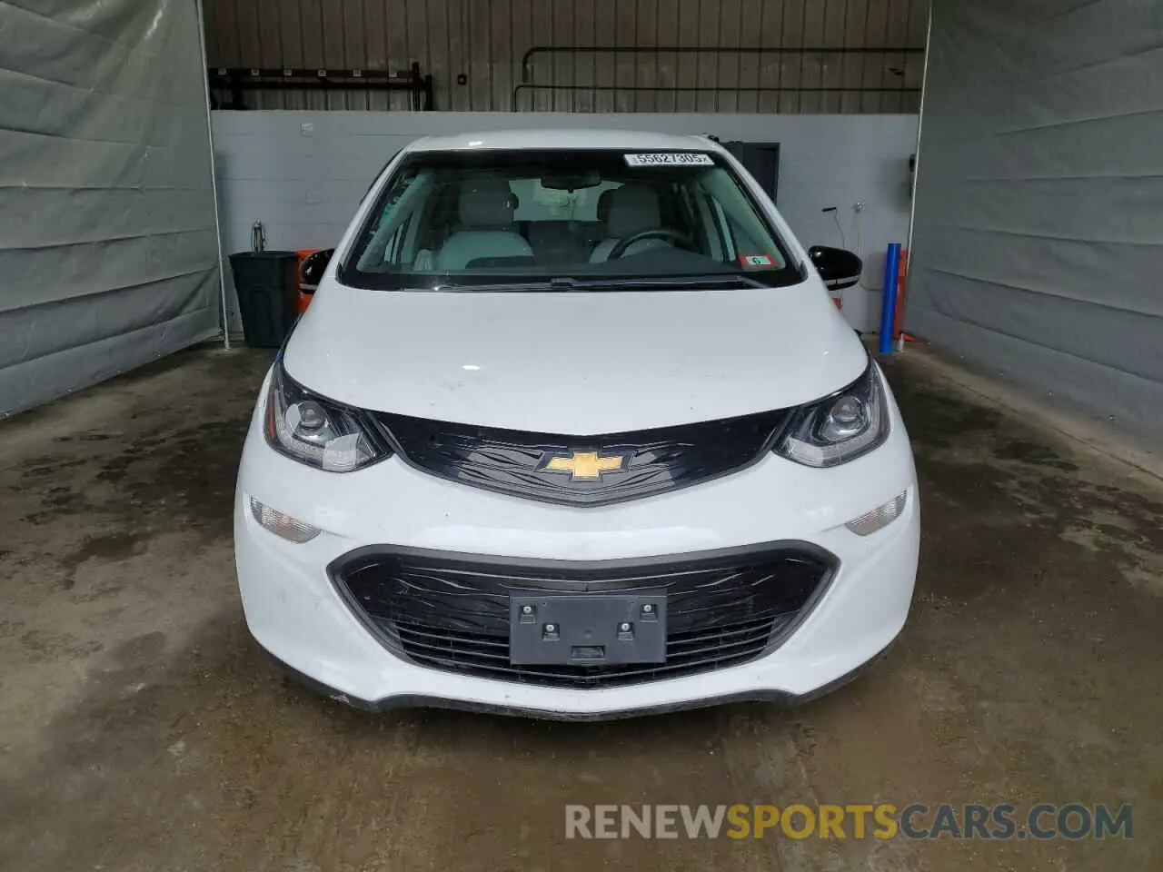 5 Photograph of a damaged car 1G1FW6S09L4131085 CHEVROLET BOLT 2020