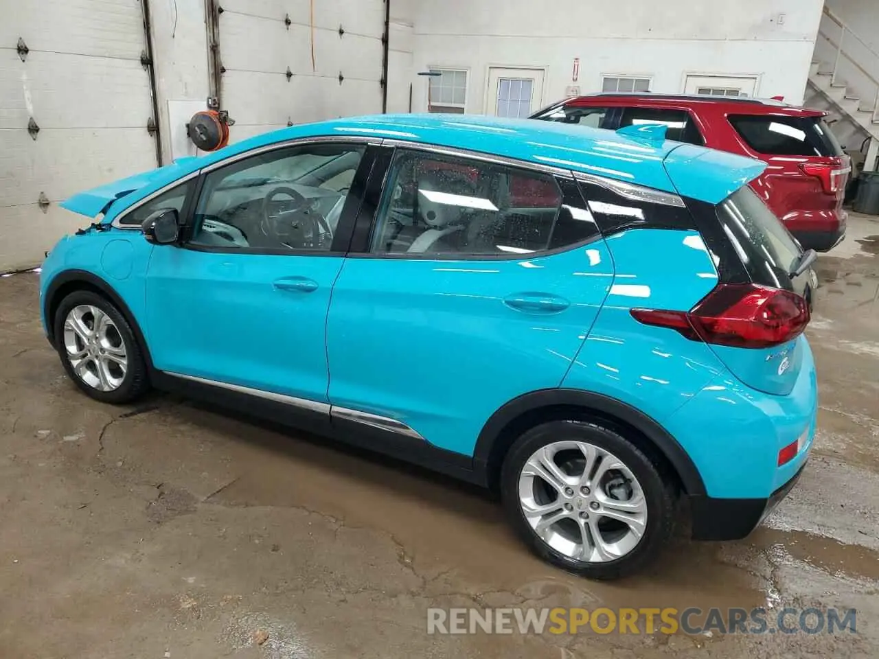 2 Photograph of a damaged car 1G1FY6S00L4145130 CHEVROLET BOLT 2020