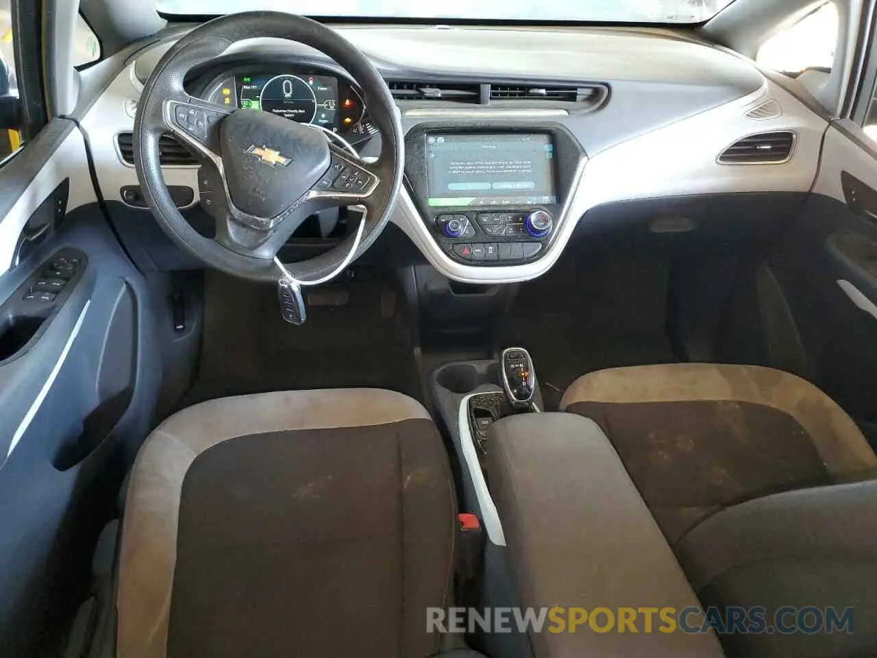 8 Photograph of a damaged car 1G1FY6S01L4141328 CHEVROLET BOLT 2020