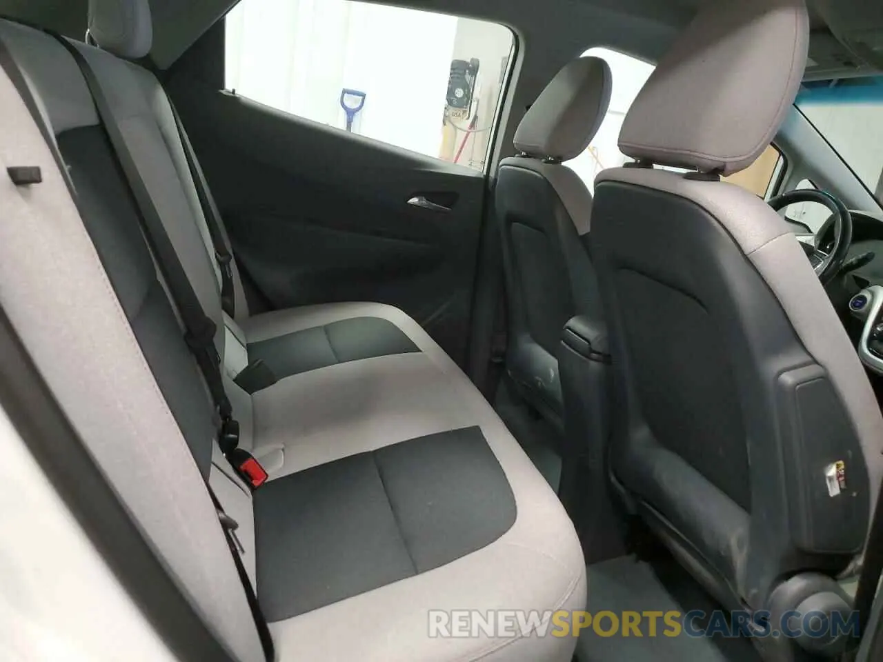 10 Photograph of a damaged car 1G1FY6S02L4114428 CHEVROLET BOLT 2020