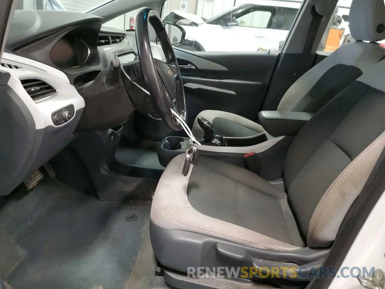 7 Photograph of a damaged car 1G1FY6S02L4114428 CHEVROLET BOLT 2020