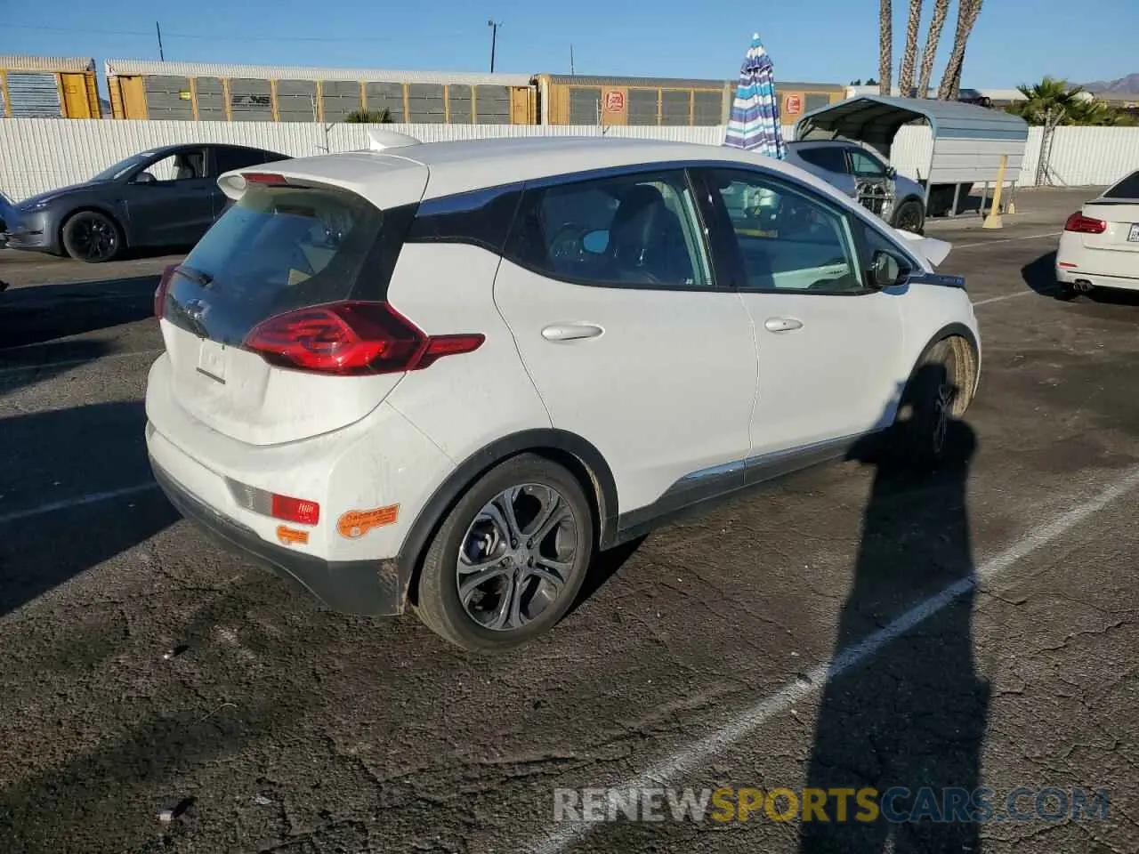 3 Photograph of a damaged car 1G1FY6S02L4133156 CHEVROLET BOLT 2020