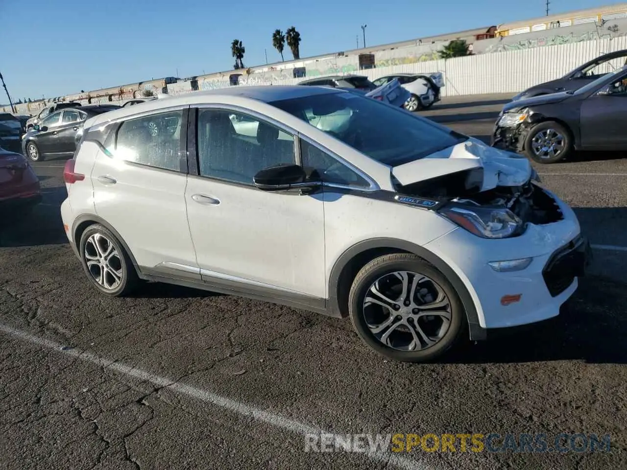4 Photograph of a damaged car 1G1FY6S02L4133156 CHEVROLET BOLT 2020