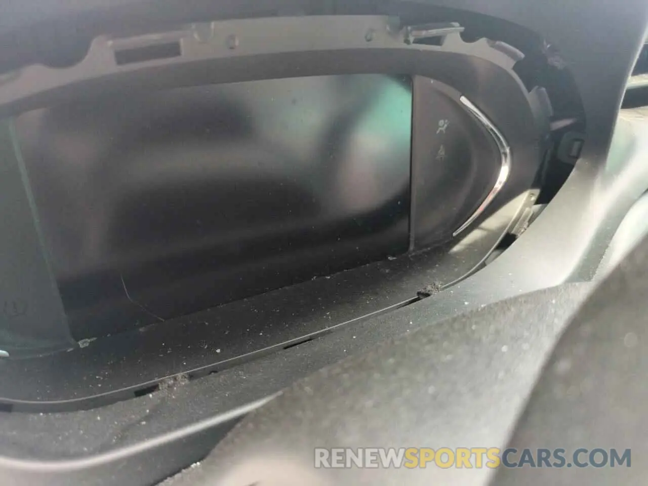 9 Photograph of a damaged car 1G1FY6S03L4140715 CHEVROLET BOLT 2020