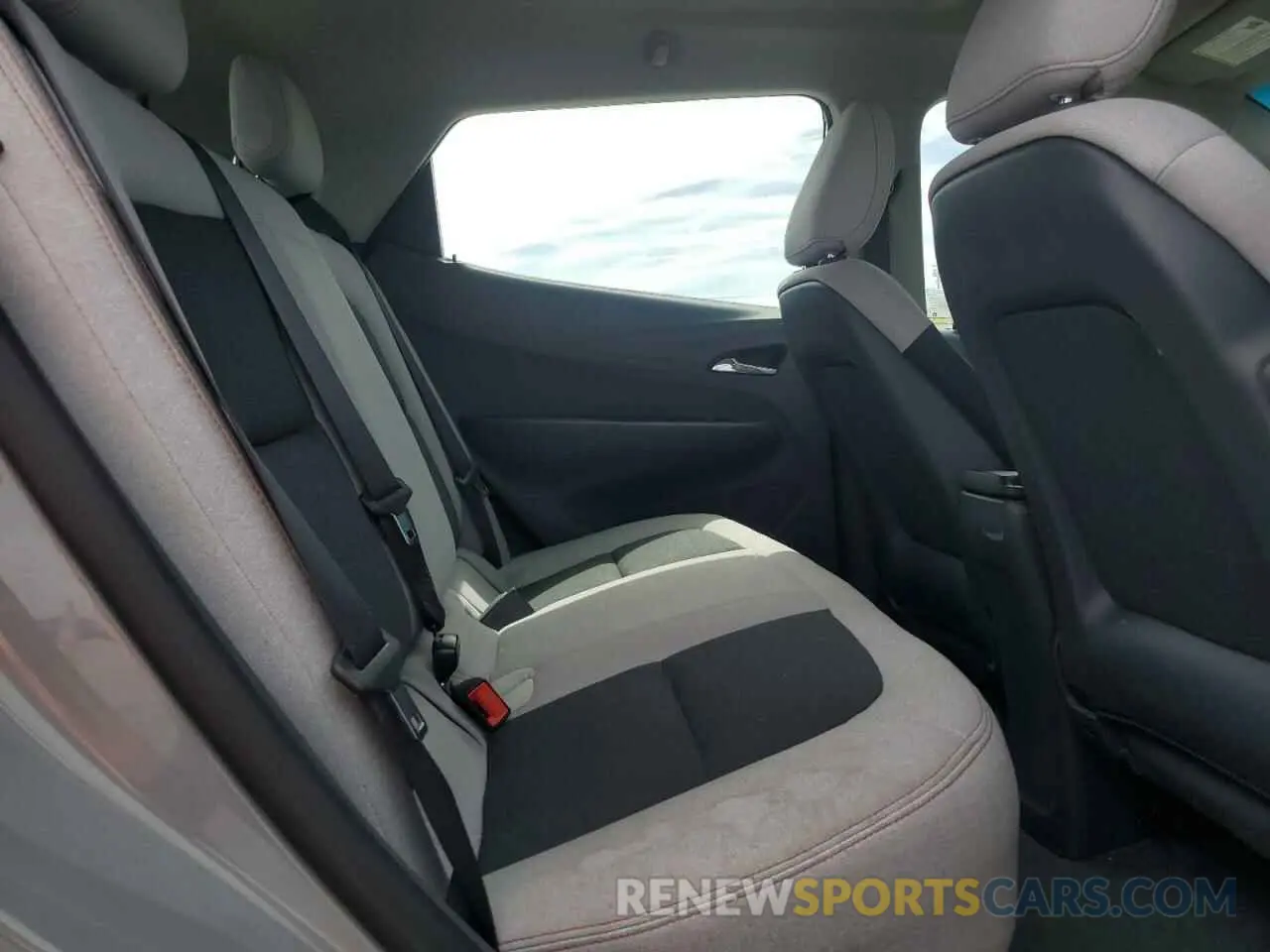 10 Photograph of a damaged car 1G1FY6S04L4106184 CHEVROLET BOLT 2020