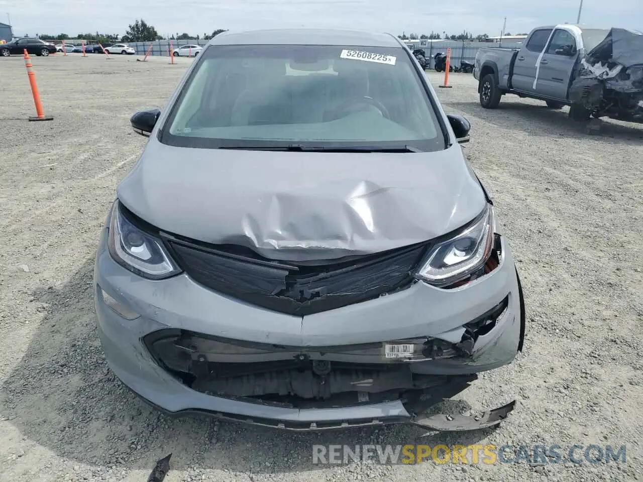 5 Photograph of a damaged car 1G1FY6S04L4106184 CHEVROLET BOLT 2020