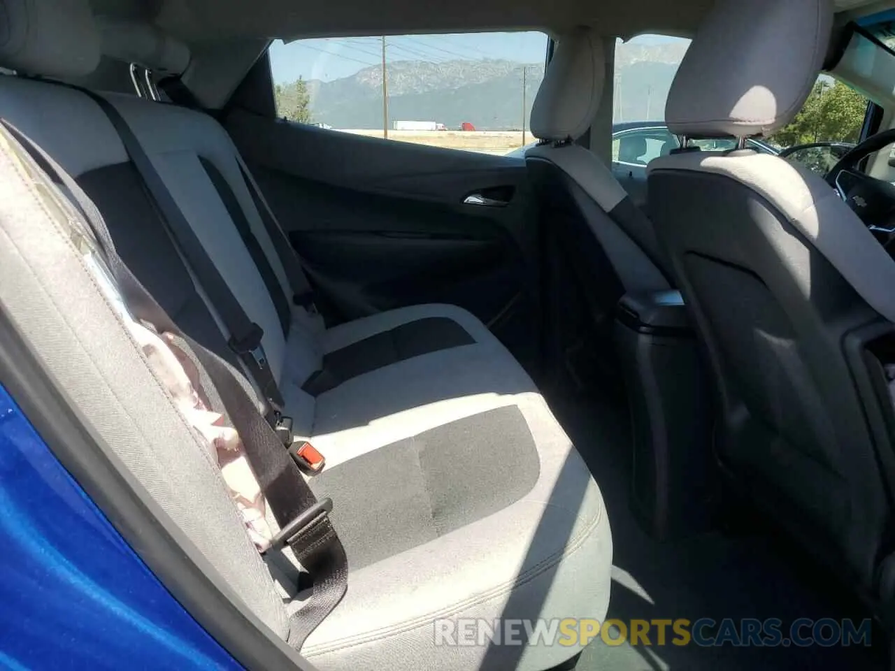 10 Photograph of a damaged car 1G1FY6S04L4142618 CHEVROLET BOLT 2020