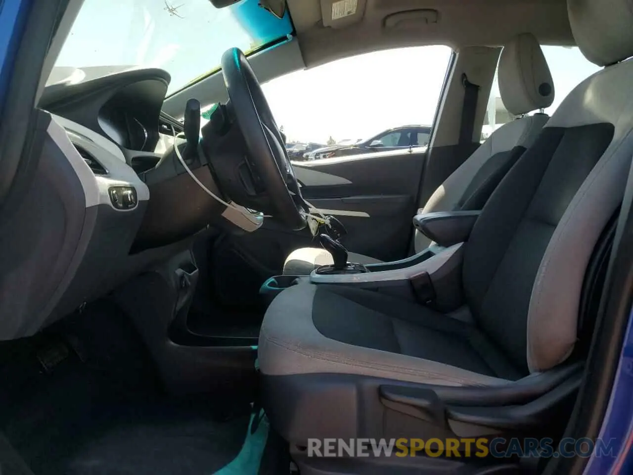 7 Photograph of a damaged car 1G1FY6S04L4142618 CHEVROLET BOLT 2020