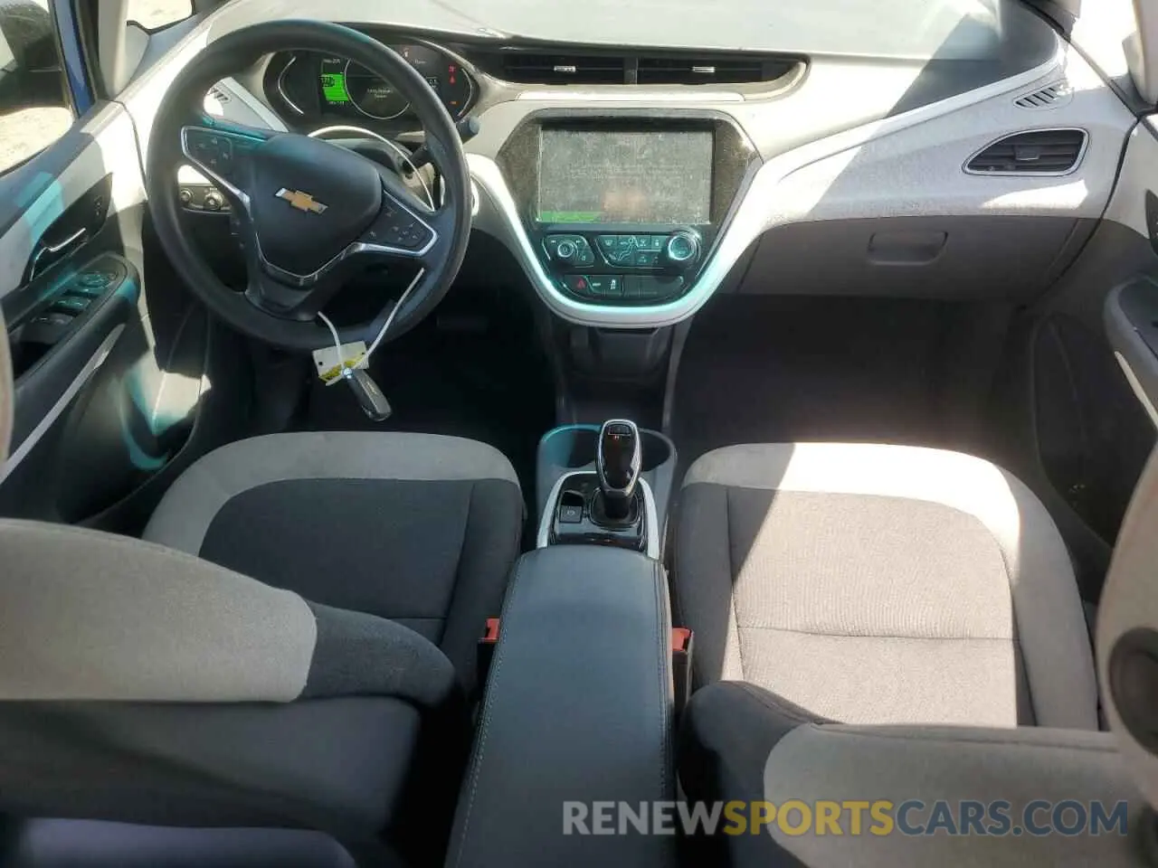 8 Photograph of a damaged car 1G1FY6S04L4142618 CHEVROLET BOLT 2020