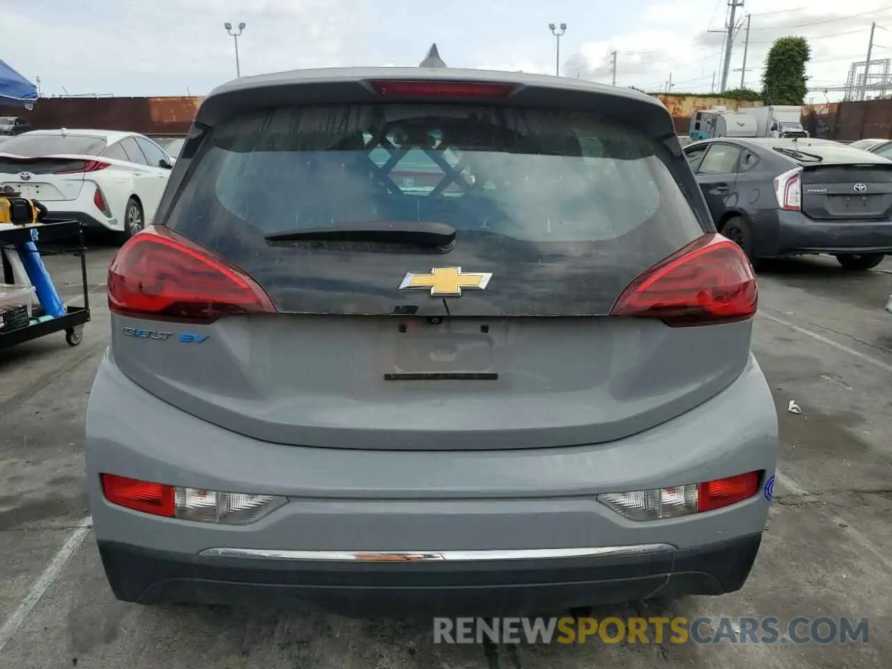 6 Photograph of a damaged car 1G1FY6S07L4148851 CHEVROLET BOLT 2020