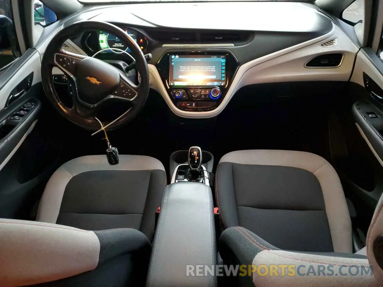 8 Photograph of a damaged car 1G1FY6S08L4109573 CHEVROLET BOLT 2020