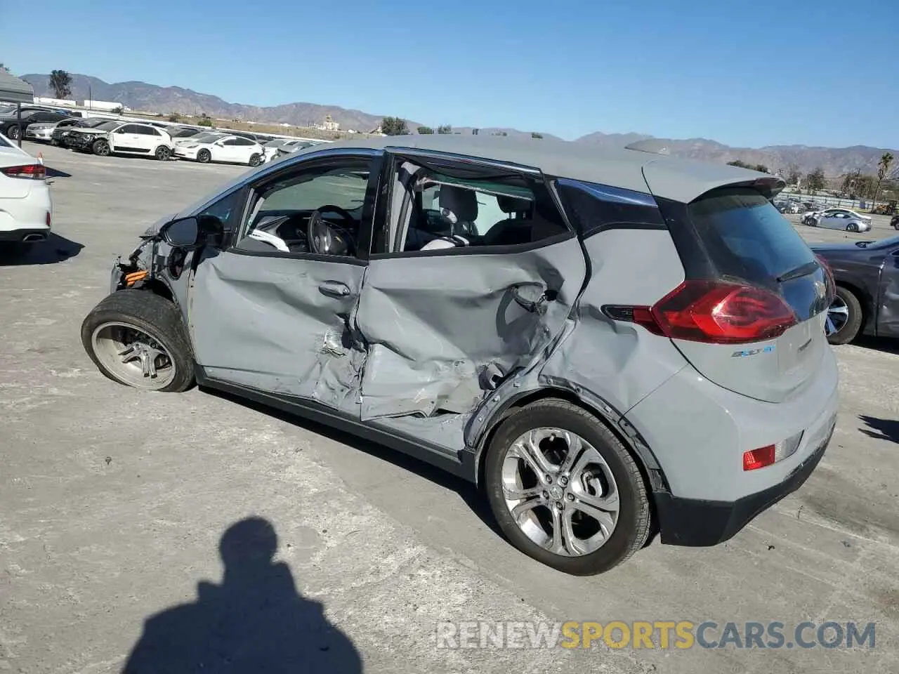 2 Photograph of a damaged car 1G1FY6S08L4146400 CHEVROLET BOLT 2020