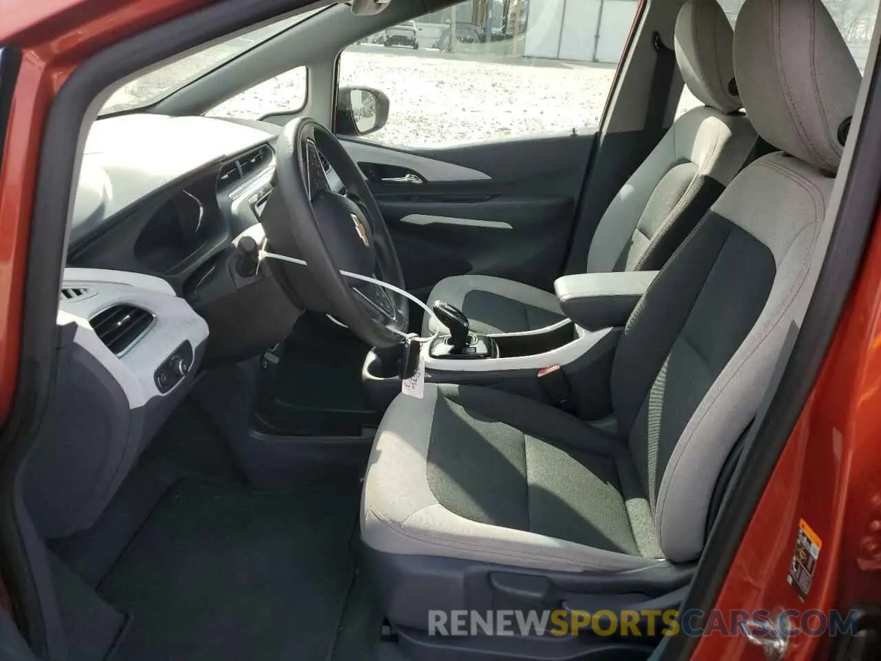 7 Photograph of a damaged car 1G1FY6S09L4107671 CHEVROLET BOLT 2020