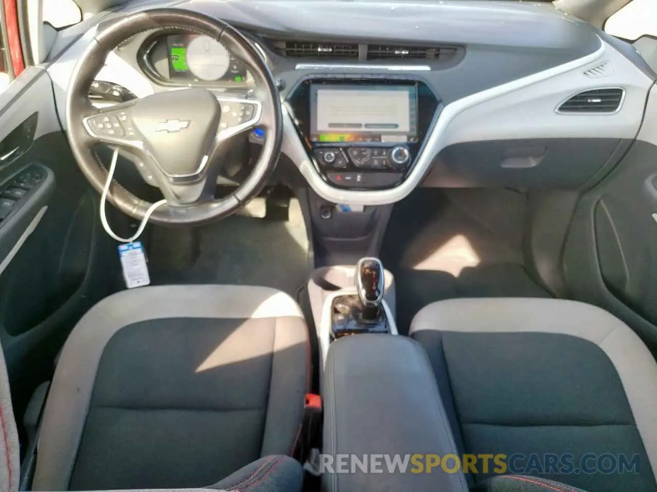 8 Photograph of a damaged car 1G1FY6S09L4110151 CHEVROLET BOLT 2020