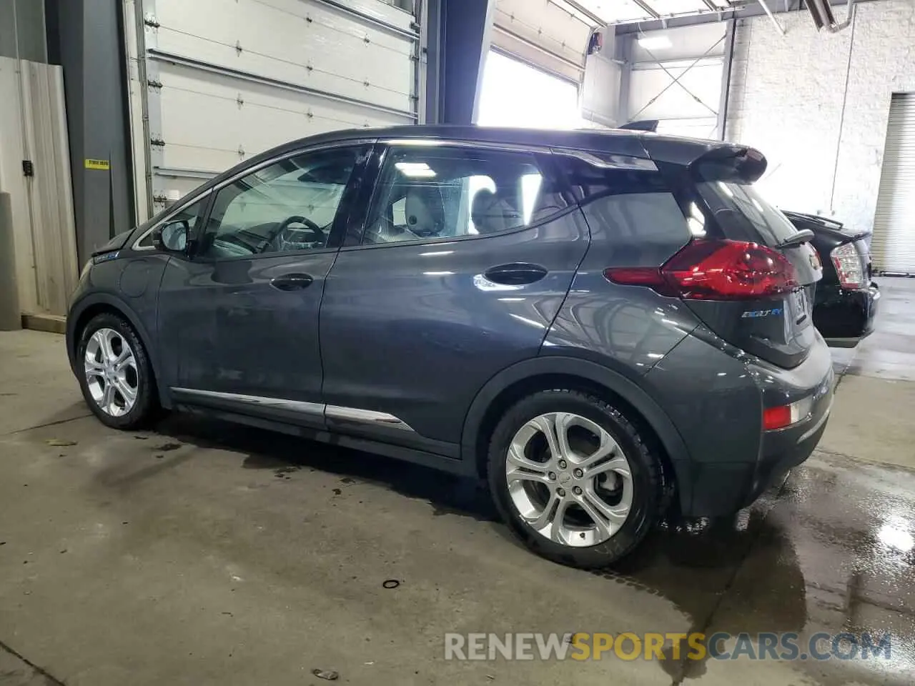 2 Photograph of a damaged car 1G1FY6S09L4124020 CHEVROLET BOLT 2020