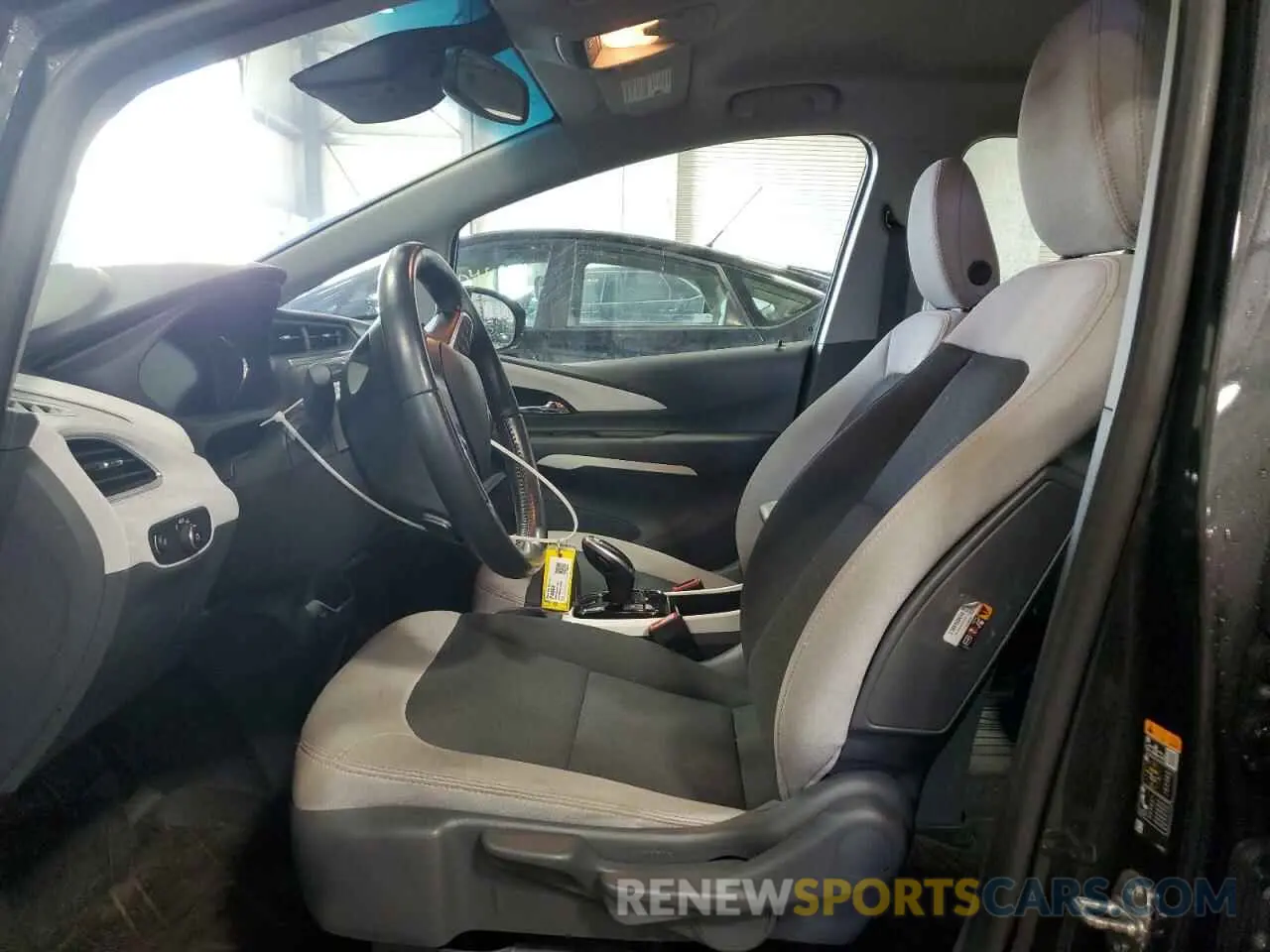 7 Photograph of a damaged car 1G1FY6S09L4124020 CHEVROLET BOLT 2020