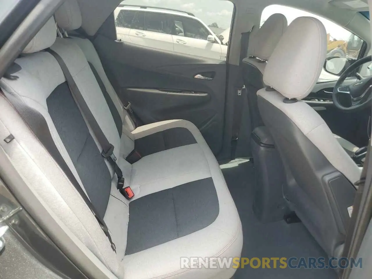 10 Photograph of a damaged car 1G1FY6S09L4129430 CHEVROLET BOLT 2020