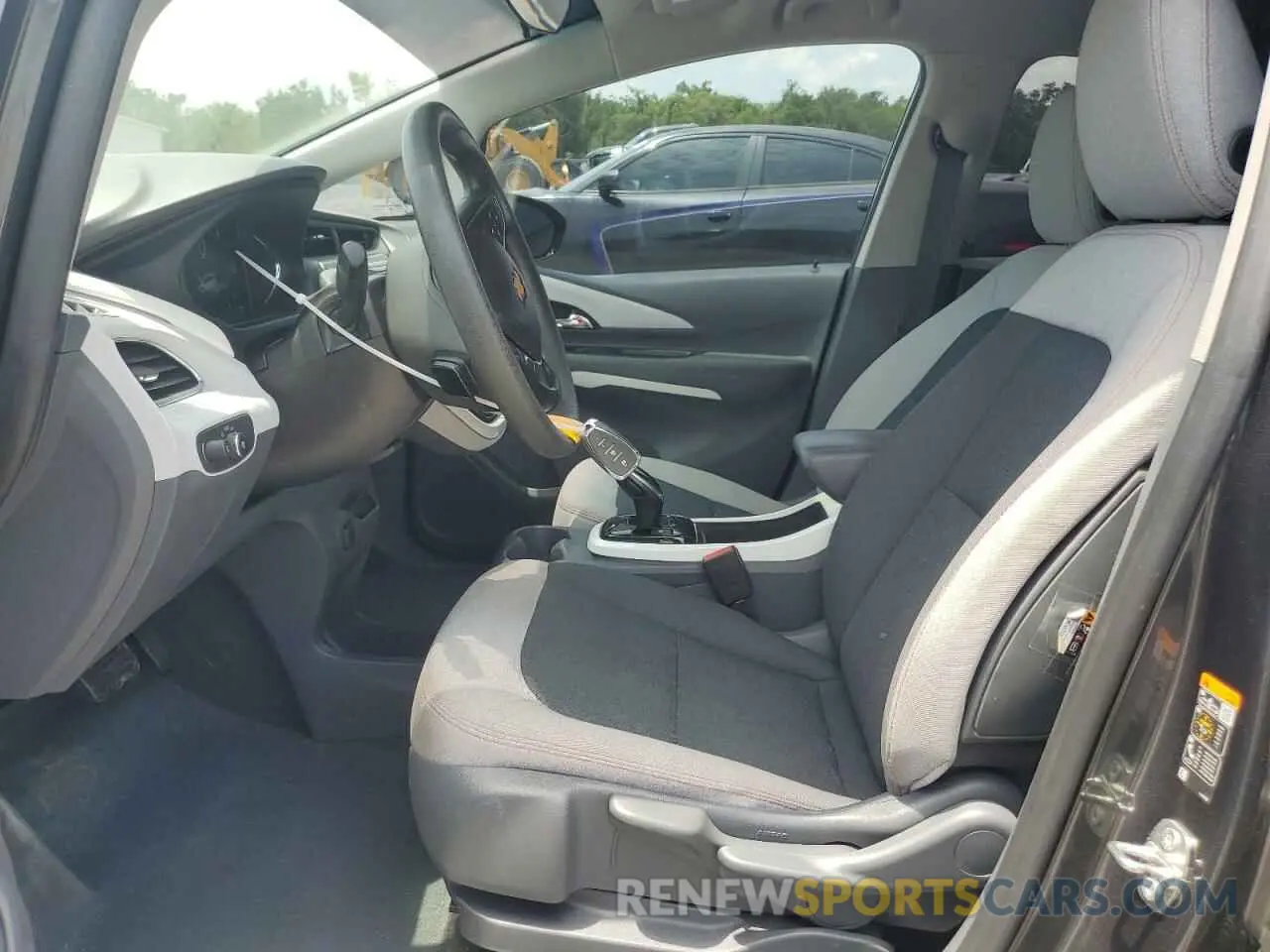 7 Photograph of a damaged car 1G1FY6S09L4129430 CHEVROLET BOLT 2020