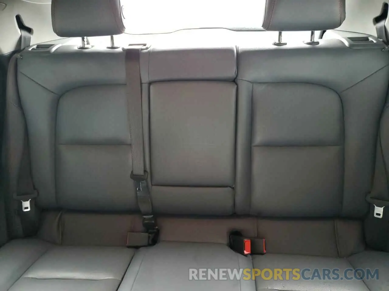 10 Photograph of a damaged car 1G1FZ6S02L4116810 CHEVROLET BOLT 2020