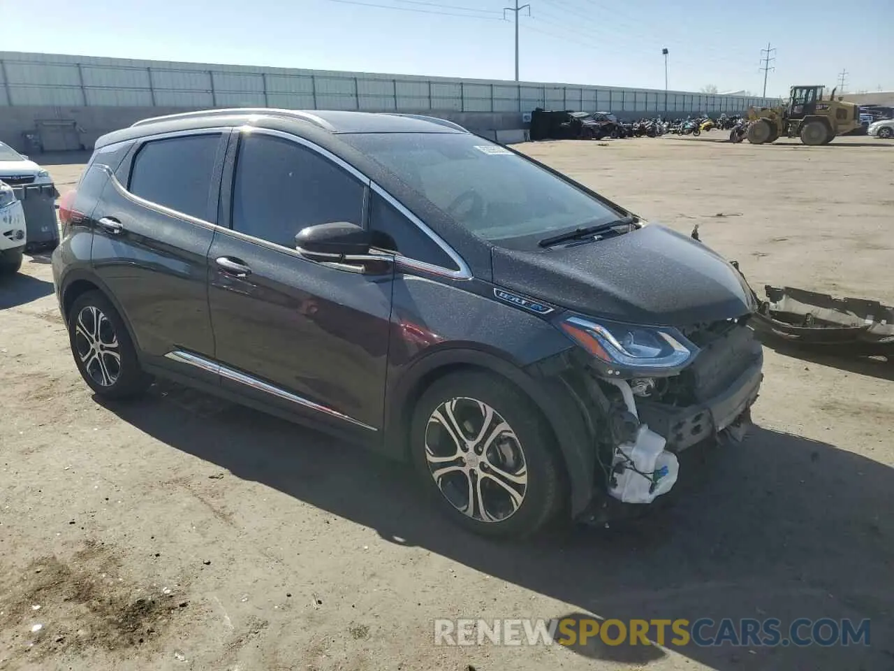 4 Photograph of a damaged car 1G1FZ6S02L4131727 CHEVROLET BOLT 2020