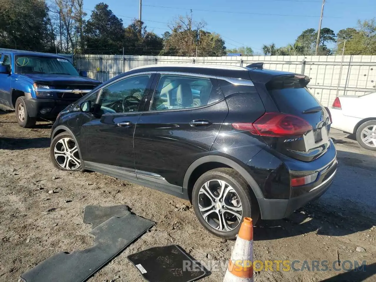 2 Photograph of a damaged car 1G1FZ6S02L4140279 CHEVROLET BOLT 2020