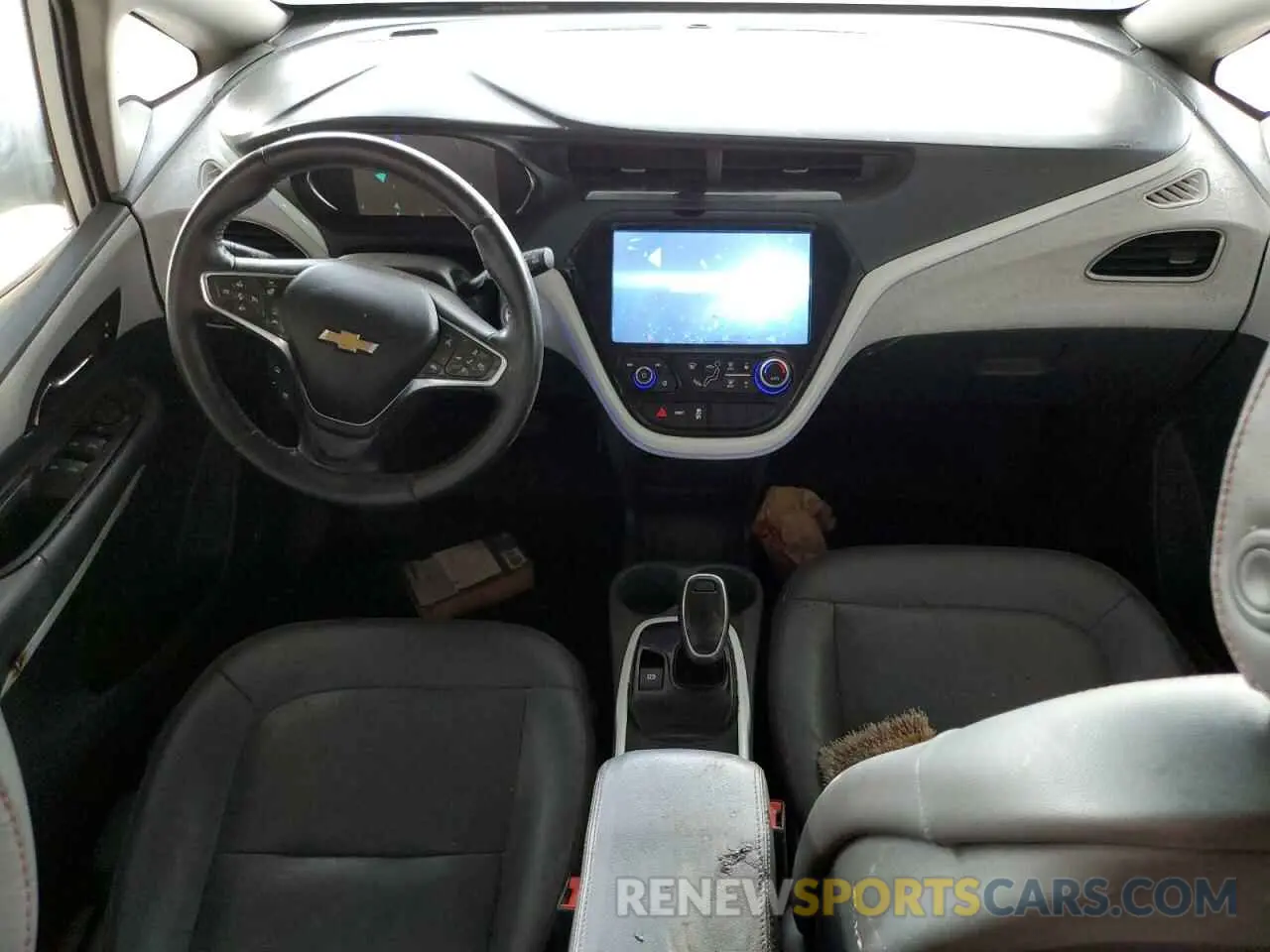 8 Photograph of a damaged car 1G1FZ6S02L4147779 CHEVROLET BOLT 2020