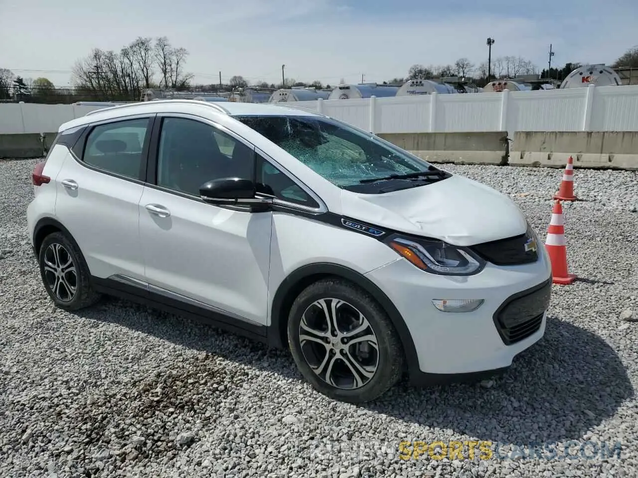 4 Photograph of a damaged car 1G1FZ6S06L4122223 CHEVROLET BOLT 2020