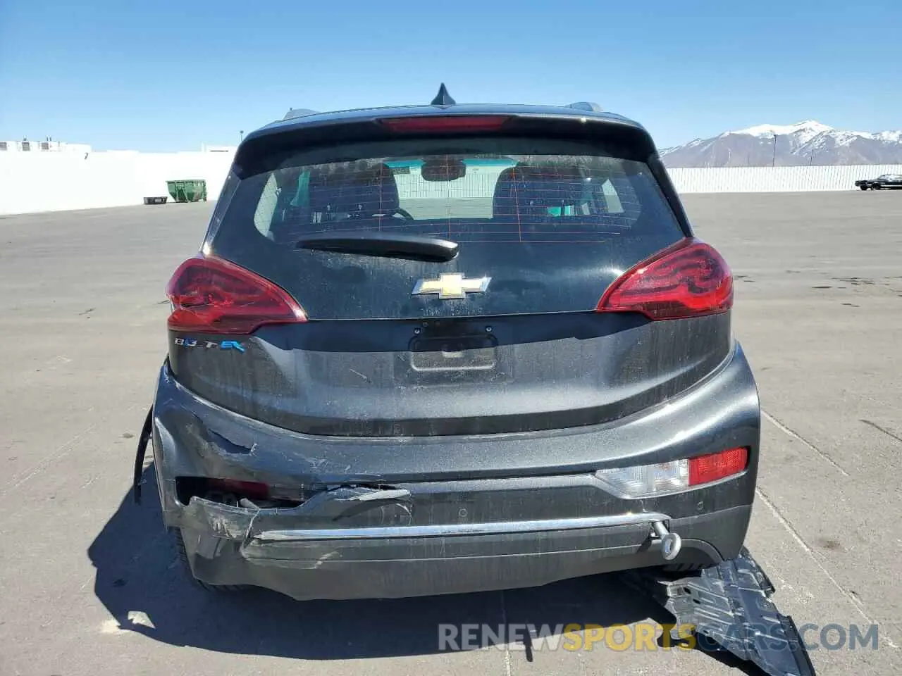 6 Photograph of a damaged car 1G1FZ6S09L4146015 CHEVROLET BOLT 2020