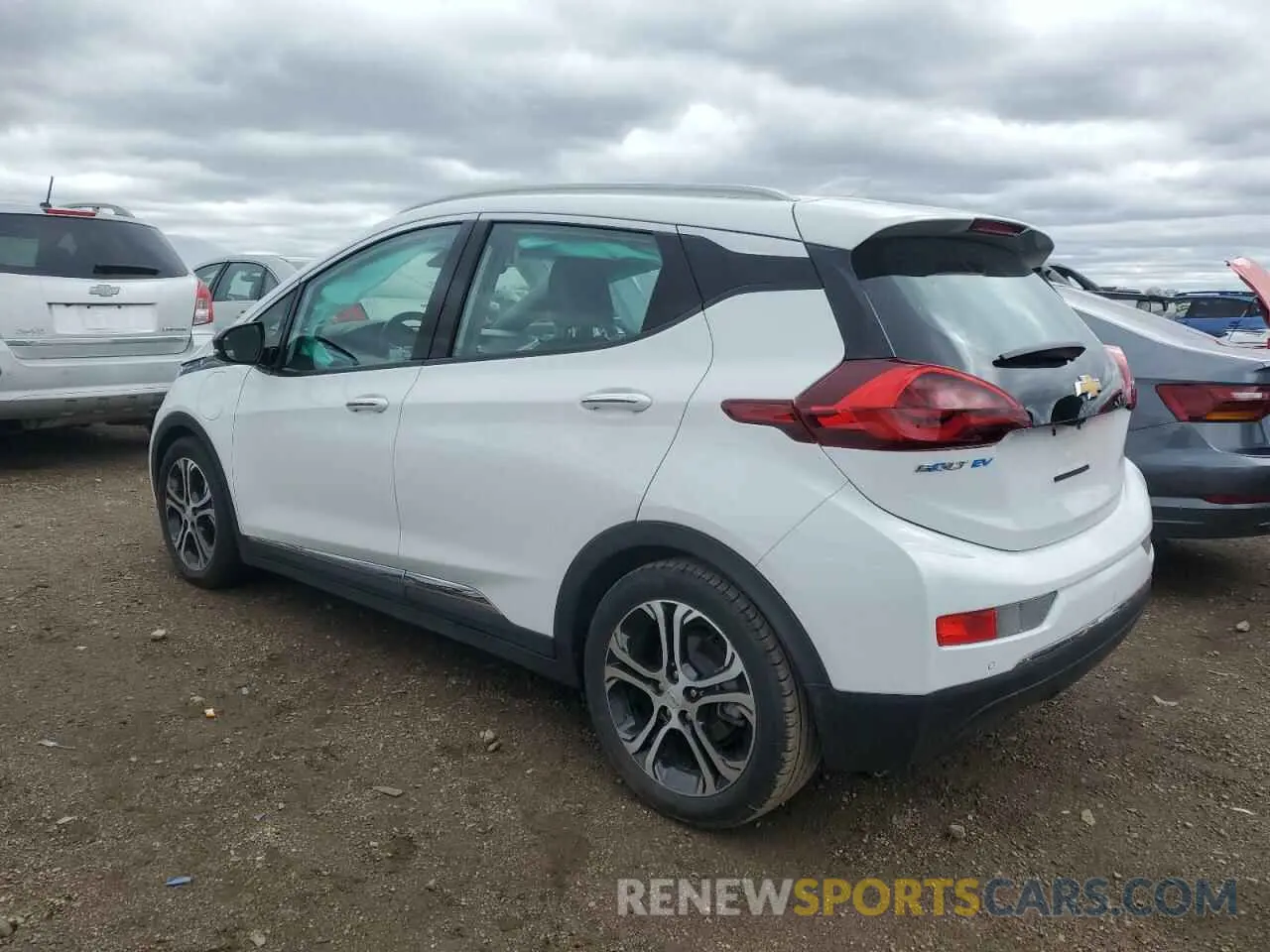 2 Photograph of a damaged car 1G1FZ6S0XL4138487 CHEVROLET BOLT 2020