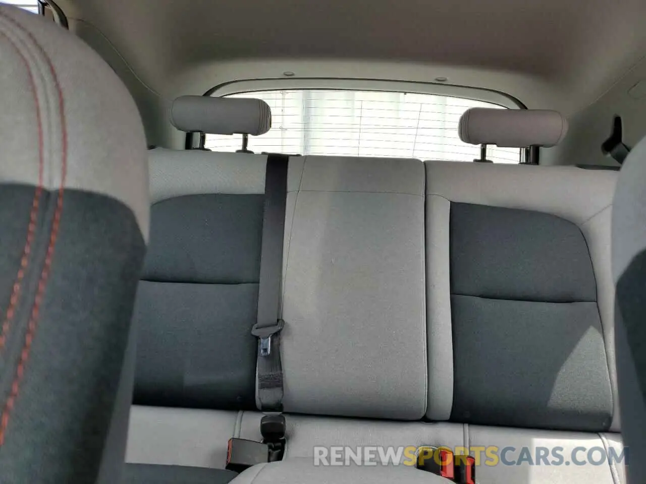 10 Photograph of a damaged car 1G1FY6S00M4109083 CHEVROLET BOLT 2021