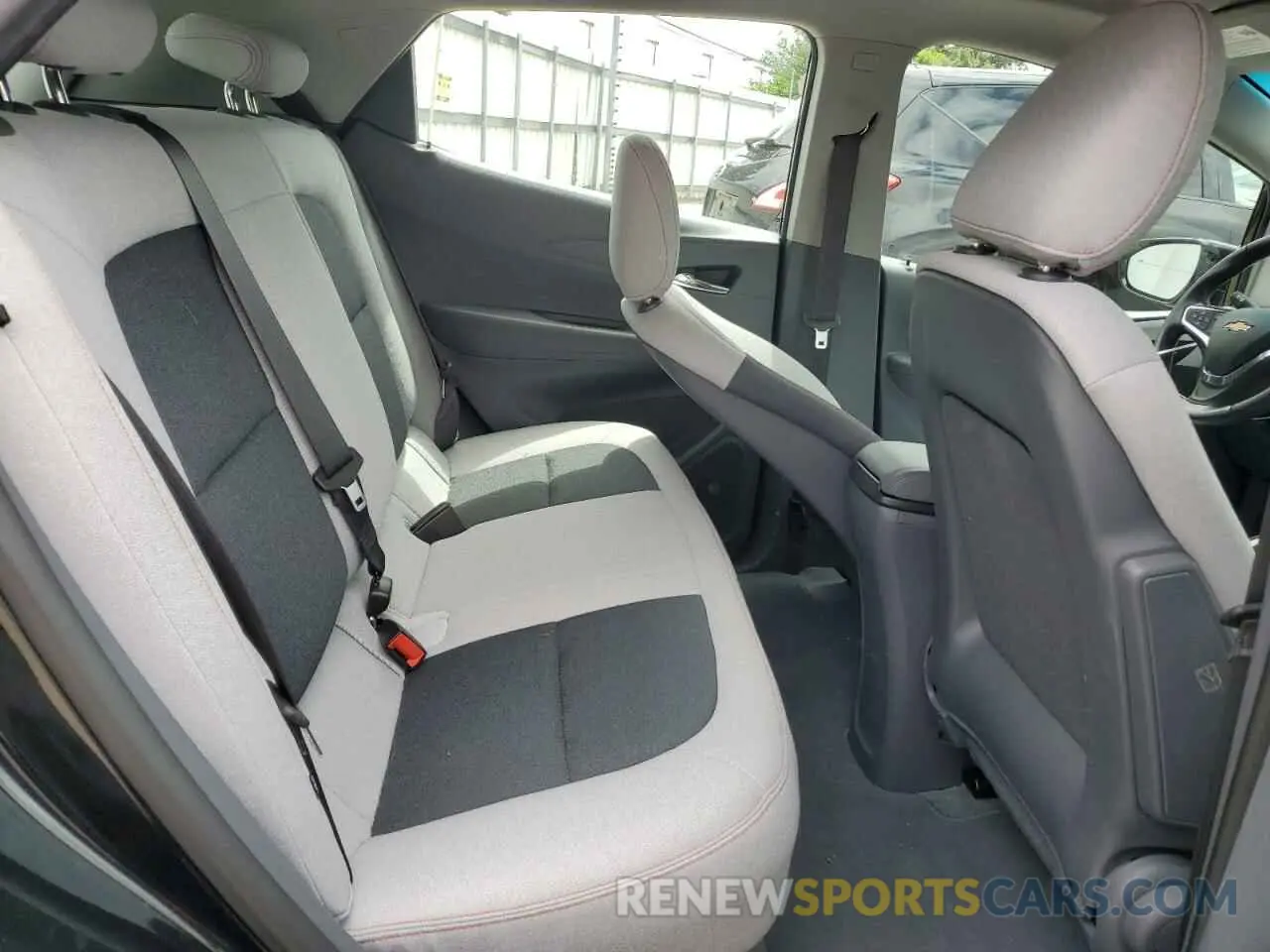11 Photograph of a damaged car 1G1FY6S00M4109083 CHEVROLET BOLT 2021