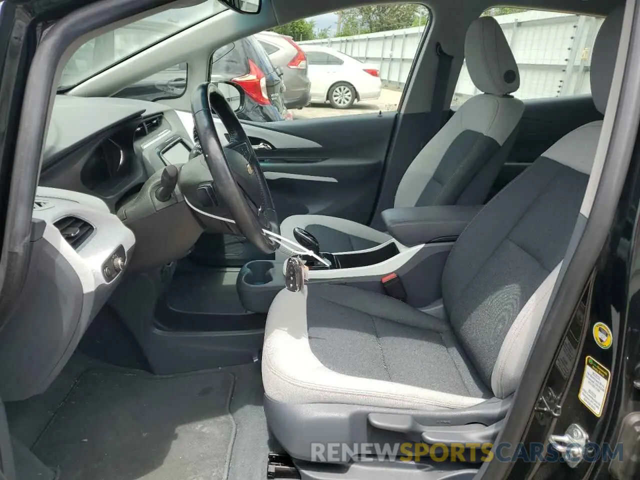 7 Photograph of a damaged car 1G1FY6S00M4109083 CHEVROLET BOLT 2021