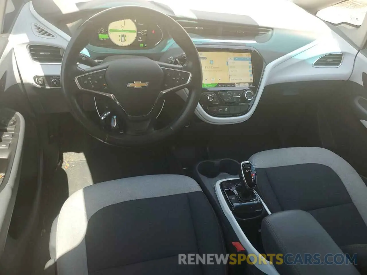 8 Photograph of a damaged car 1G1FY6S01M4111554 CHEVROLET BOLT 2021