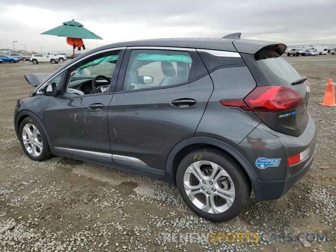 2 Photograph of a damaged car 1G1FY6S04M4102752 CHEVROLET BOLT 2021